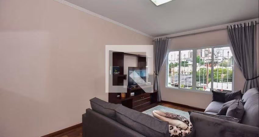 Casa à Venda - Vila Sônia, 3 Quartos,  200 m2