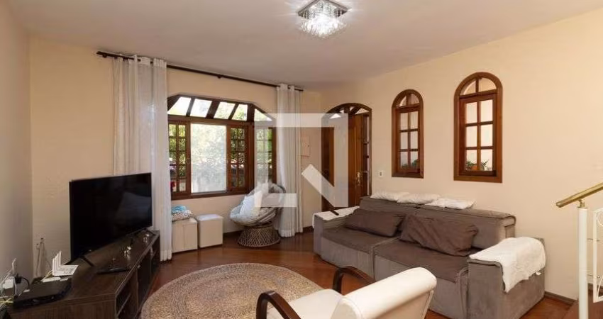 Casa à Venda - Ermelino Matarazzo, 3 Quartos,  200 m2