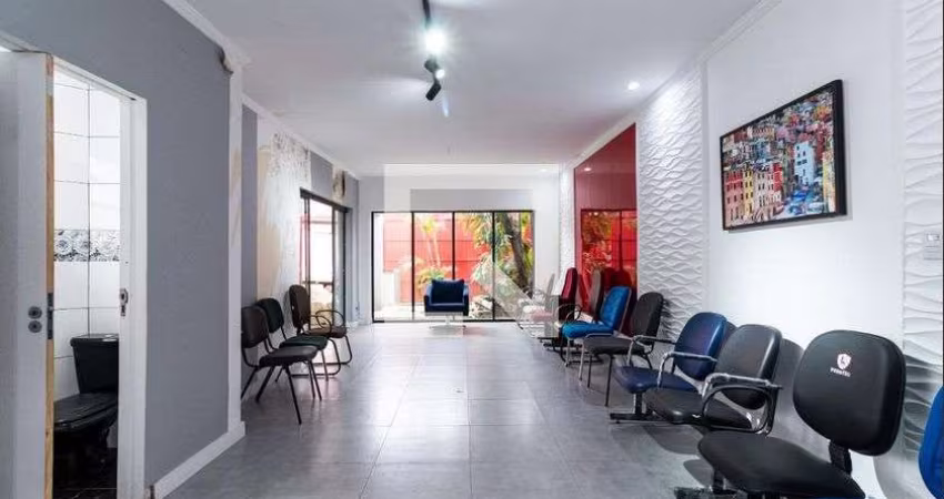 Casa à Venda - Ipiranga, 2 Quartos,  200 m2