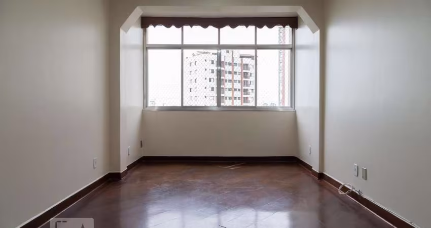 Apartamento à Venda - Vila Mariana, 2 Quartos,  140 m2