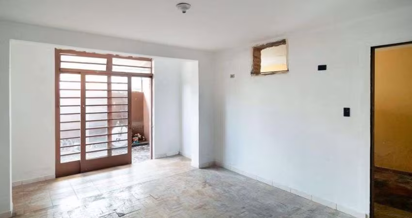 Casa à Venda - Campo Belo, 2 Quartos,  110 m2