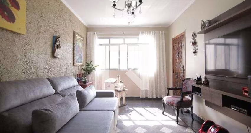Casa à Venda - Jardim Maringá, 3 Quartos,  250 m2