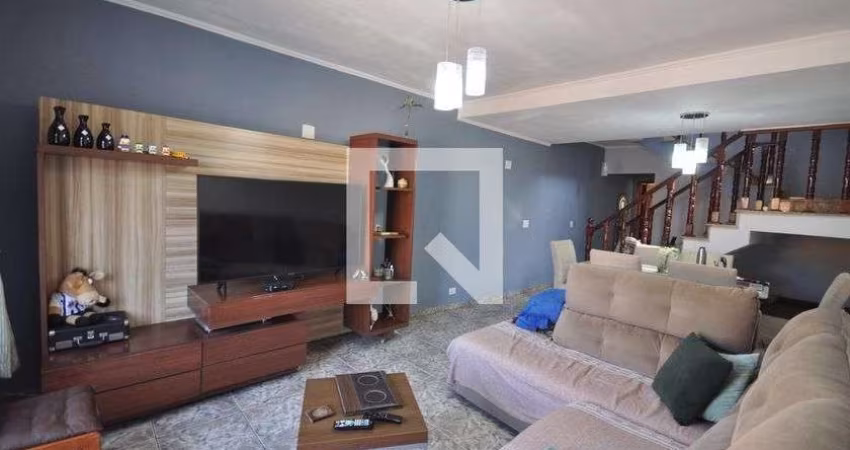 Casa à Venda - Vila Gustavo, 3 Quartos,  228 m2