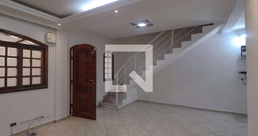 Casa à Venda - Jardim Marajoara , 3 Quartos,  180 m2