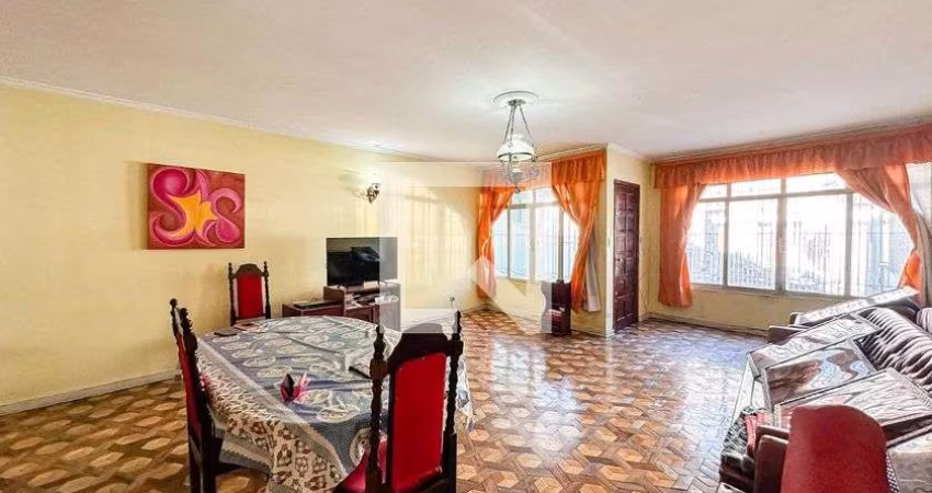 Casa à Venda - Água Fria, 3 Quartos,  268 m2