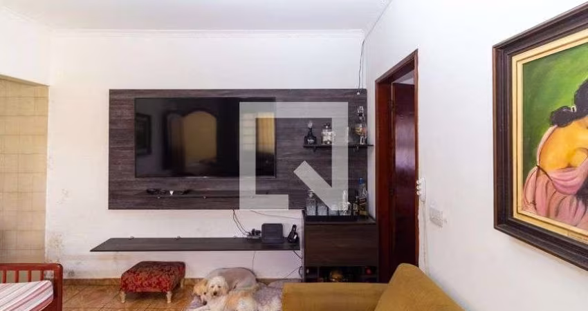 Casa à Venda - Vila Ema, 4 Quartos,  231 m2