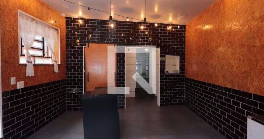 Casa à Venda - Penha de França, 2 Quartos,  140 m2