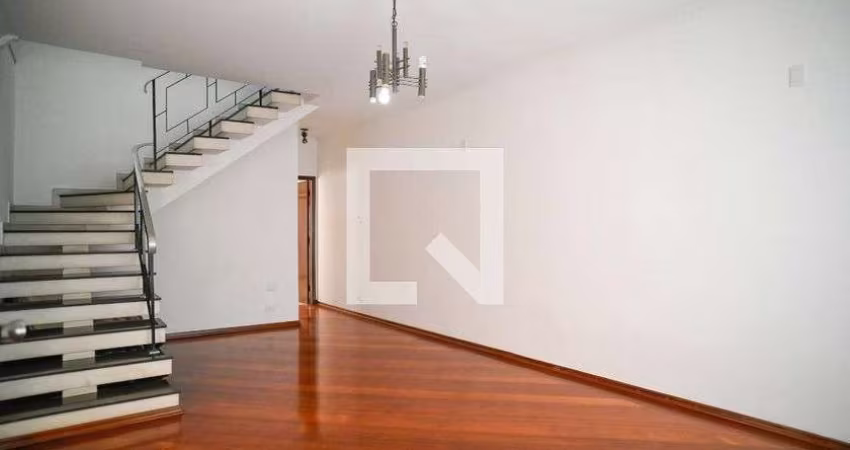 Casa à Venda - Vila das Mercês, 3 Quartos,  220 m2