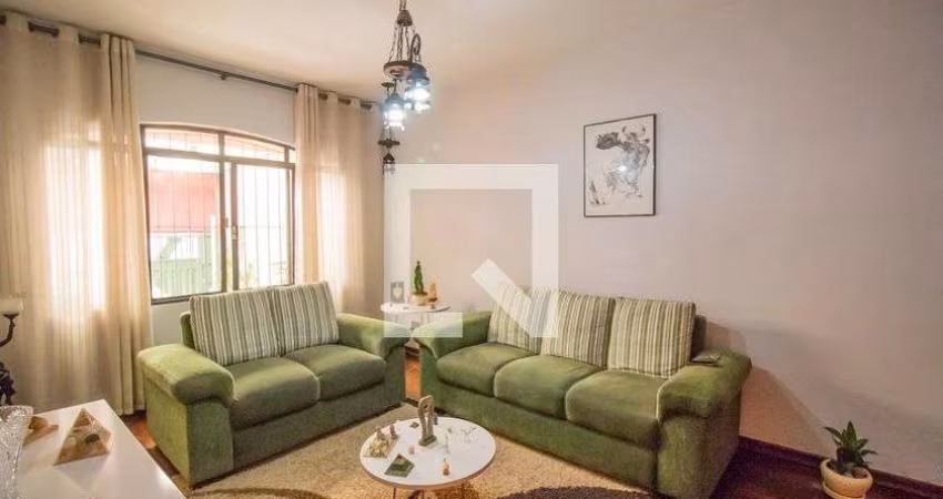 Casa à Venda - Vila Campestre, 4 Quartos,  170 m2