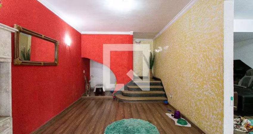 Casa à Venda - Penha de França, 3 Quartos,  240 m2