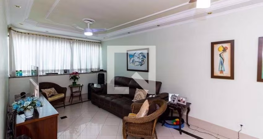 Casa à Venda - Parque São Domingos, 3 Quartos,  180 m2