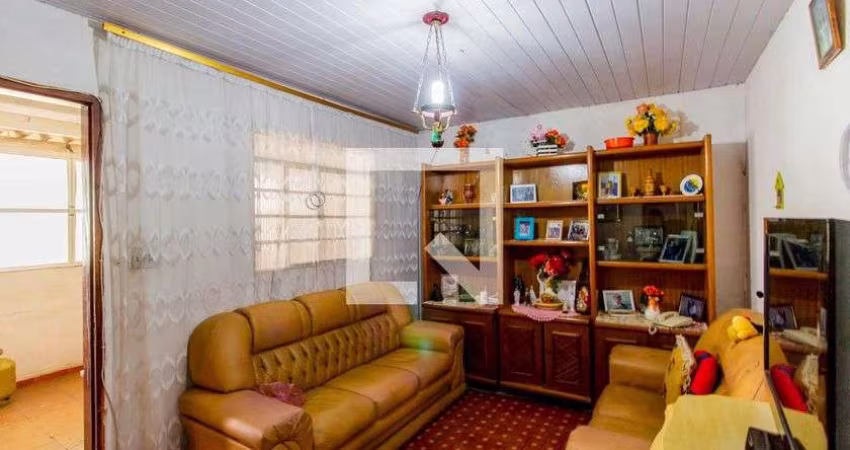Casa à Venda - Vila Ré, 2 Quartos,  500 m2
