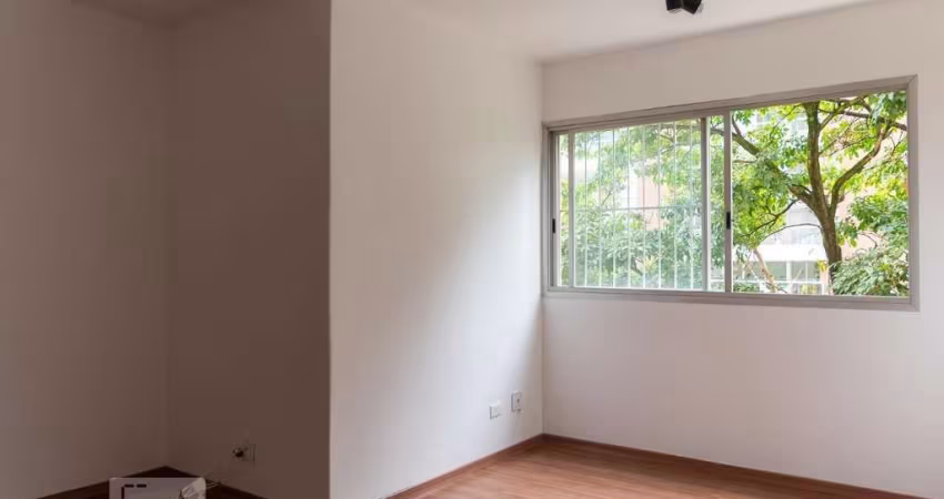 Apartamento à Venda - Sumaré, 2 Quartos,  67 m2