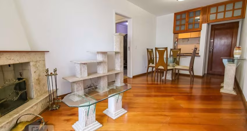 Apartamento à Venda - Campo Belo, 3 Quartos,  70 m2