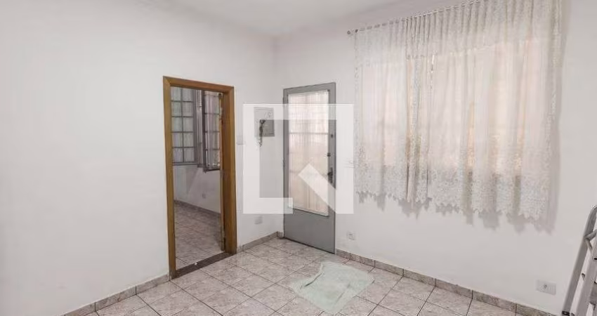 Casa à Venda - Água Fria, 2 Quartos,  128 m2