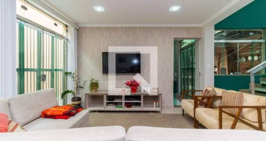 Casa à Venda - Itaquera, 3 Quartos,  300 m2