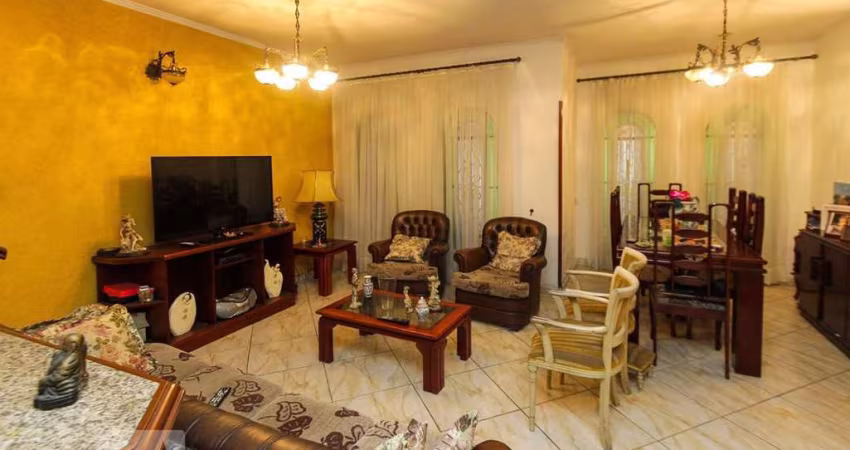 Casa à Venda - Vila Prudente, 3 Quartos,  330 m2