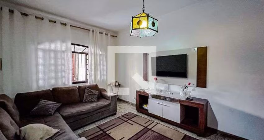Casa à Venda - Ipiranga, 3 Quartos,  180 m2