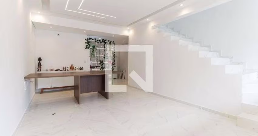 Casa à Venda - Vila Jacuí, 3 Quartos,  130 m2
