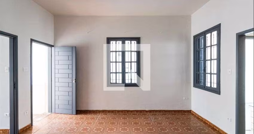 Casa à Venda - Ipiranga, 2 Quartos,  175 m2