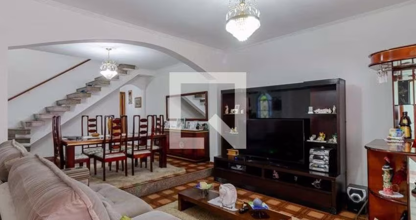 Casa à Venda - Jardim Santa Emília, 3 Quartos,  240 m2