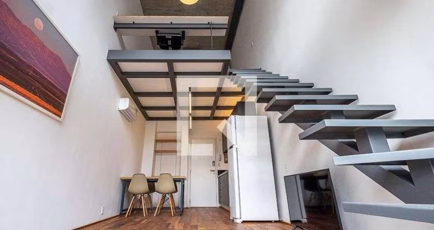 Apartamento à Venda - Vila Madalena, 1 Quarto,  43 m2