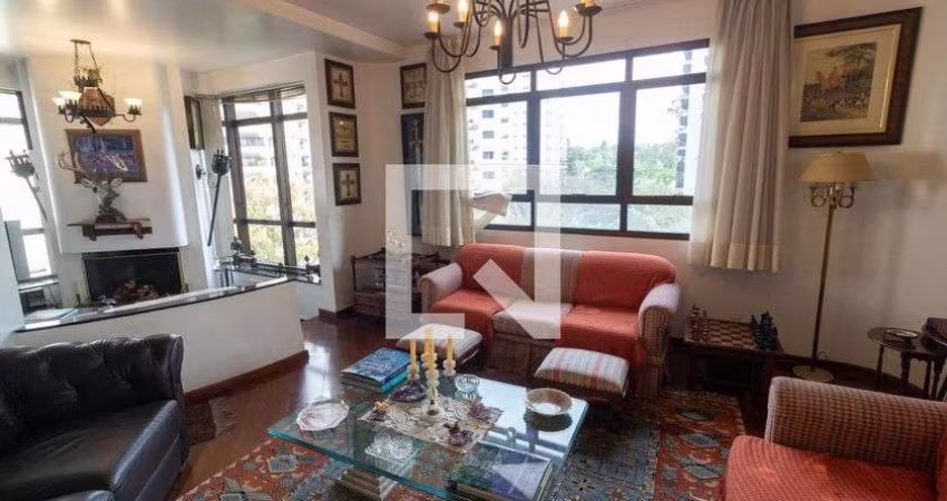 Apartamento à Venda - Real Parque, 4 Quartos,  230 m2