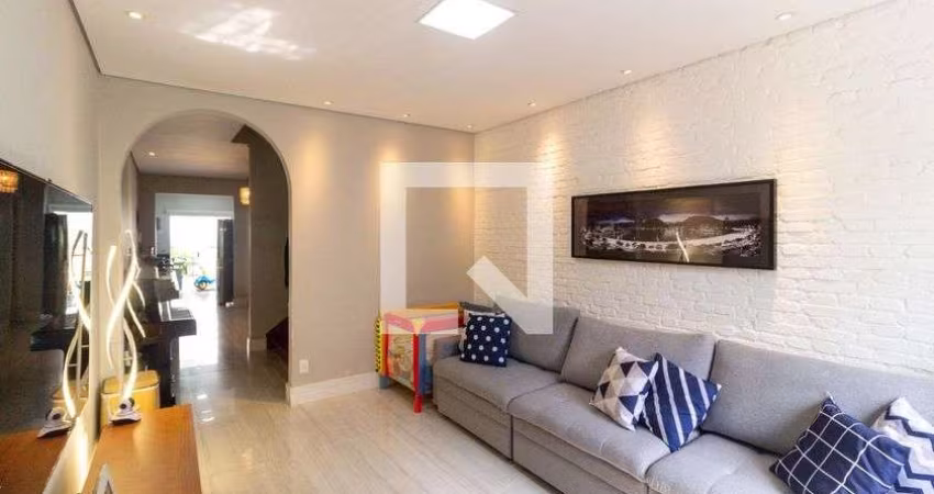 Casa à Venda - Ipiranga, 2 Quartos,  160 m2
