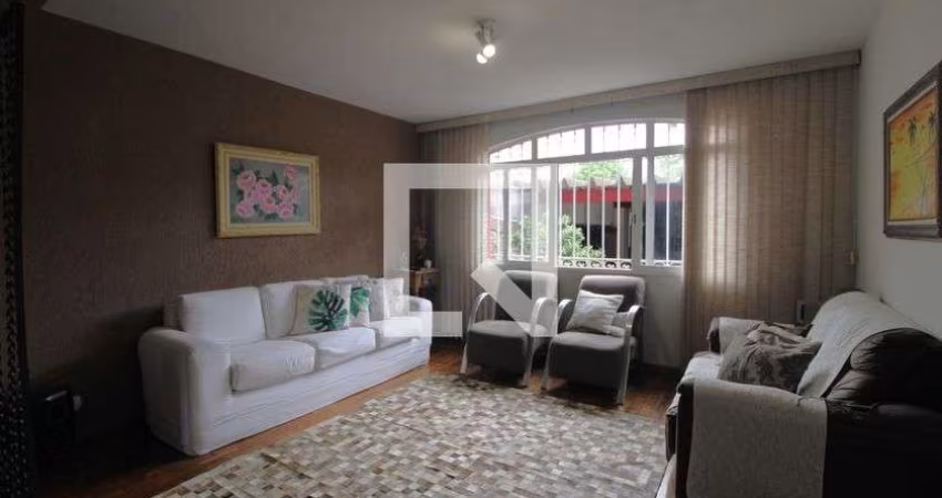 Casa à Venda - Jardim Marajoara , 3 Quartos,  230 m2