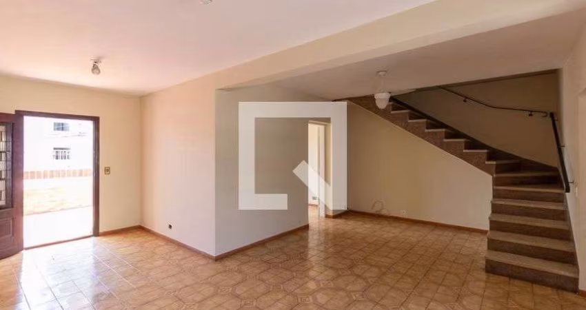 Casa à Venda - Vila Ré, 4 Quartos,  210 m2