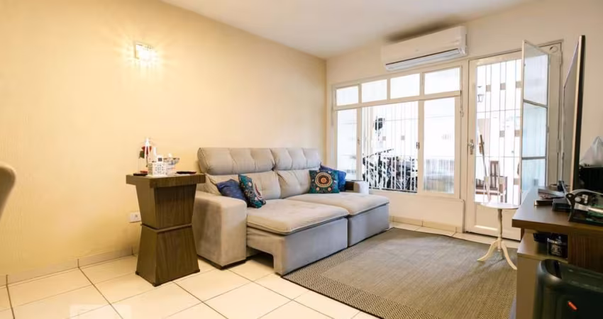 Casa à Venda - Vila Mangalot, 2 Quartos,  270 m2