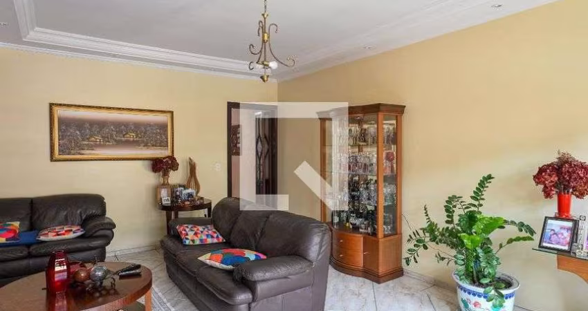 Casa à Venda - Jardim Santa Emília, 3 Quartos,  300 m2