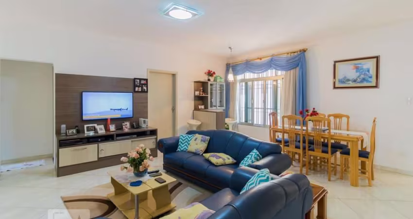 Casa à Venda - Cangaíba, 3 Quartos,  203 m2