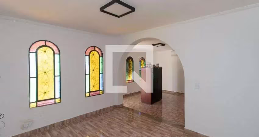 Casa com 3 quartos à venda na Rua Francisco Raposo, --, Vila Mazzei, São Paulo