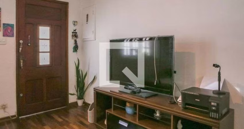 Casa à Venda - Vila Pompéia, 2 Quartos,  150 m2