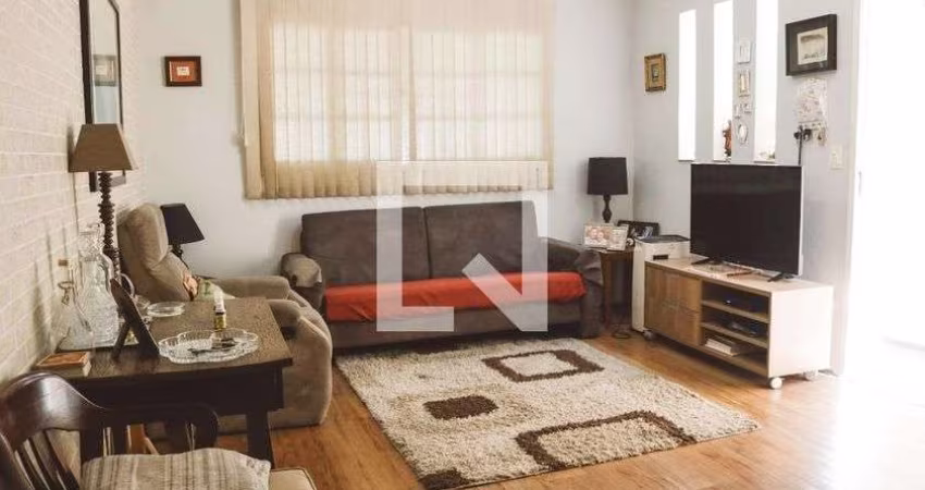 Casa à Venda - Água Fria, 2 Quartos,  96 m2