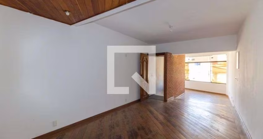 Casa à Venda - Cambuci, 3 Quartos,  200 m2