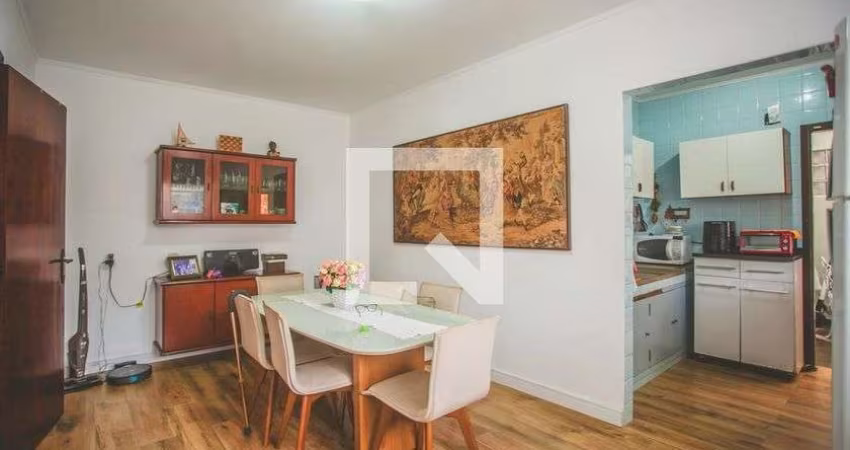 Casa à Venda - Saúde, 3 Quartos,  160 m2