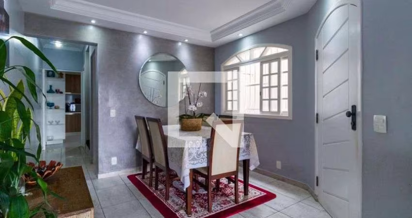 Casa à Venda - Jardim Monte Kemel, 3 Quartos,  125 m2