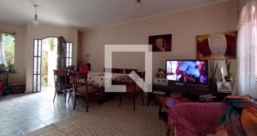 Casa à Venda - Jardim Brasília, 3 Quartos,  178 m2