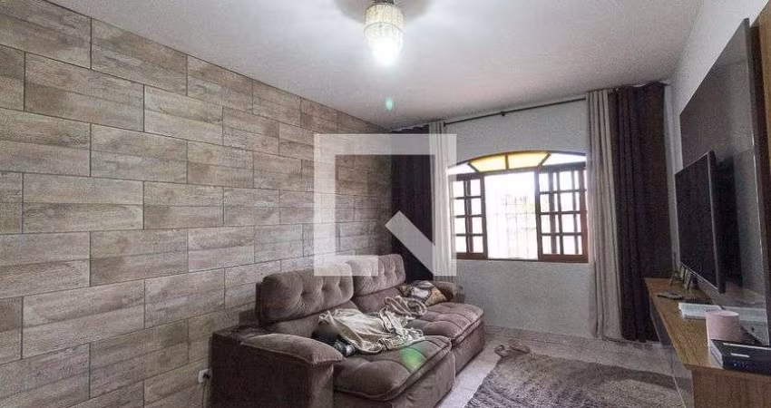 Casa à Venda - Ermelino Matarazzo, 4 Quartos,  210 m2