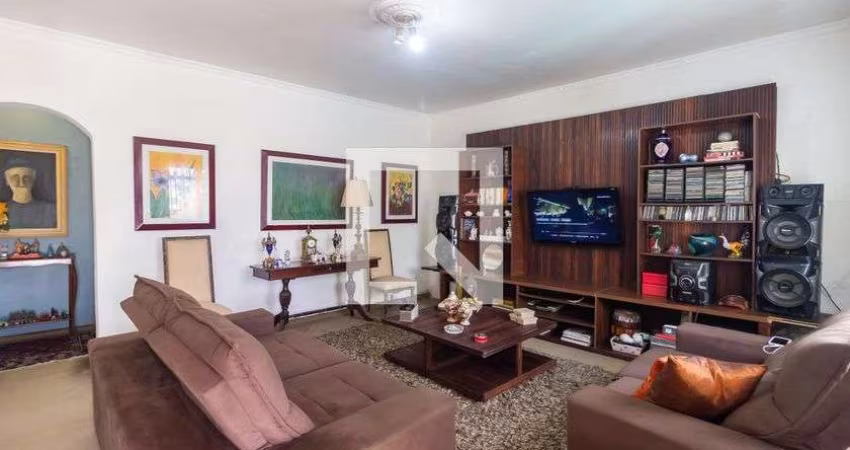 Casa à Venda - Jardim Jussara, 3 Quartos,  300 m2