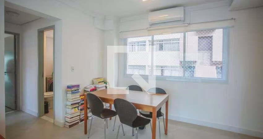 Apartamento à Venda - Vila Clementino, 2 Quartos,  71 m2