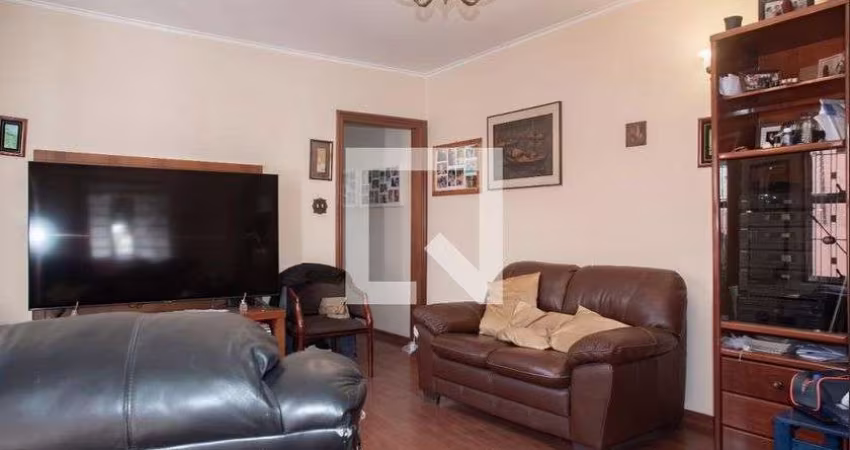 Casa à Venda - Chácara Inglesa, 3 Quartos,  160 m2