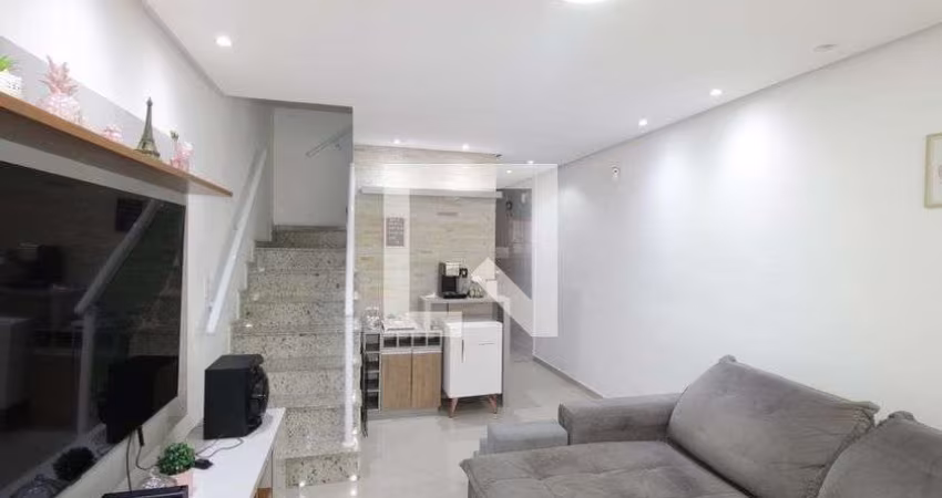 Casa à Venda - Vila Ré, 2 Quartos,  145 m2