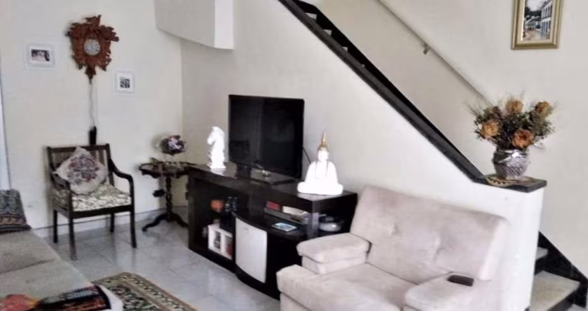 Casa à Venda - Água Fria, 3 Quartos,  200 m2