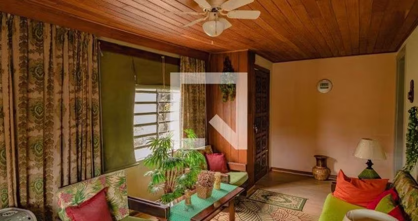Casa à Venda - Vila Campestre, 3 Quartos,  220 m2