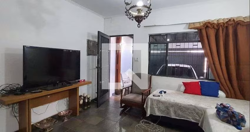 Casa à Venda - Água Fria, 2 Quartos,  170 m2