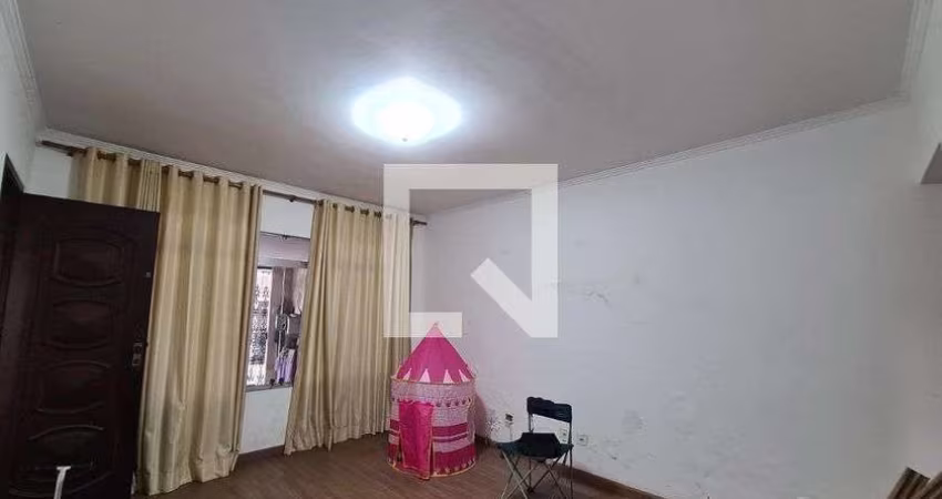 Casa à Venda - Vila Santa Clara, 3 Quartos,  186 m2