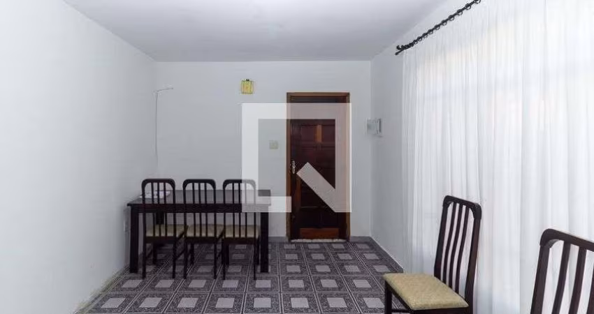 Casa à Venda - Vila Ema, 2 Quartos,  310 m2